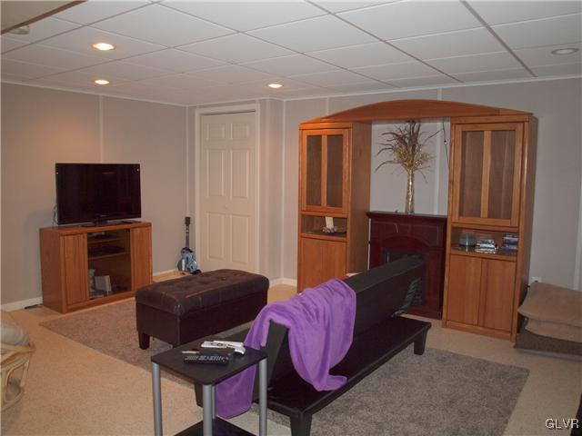 5959 Memorial Road Allentown, PA 18104 - Photo 36 of 43 Gallery Image 36