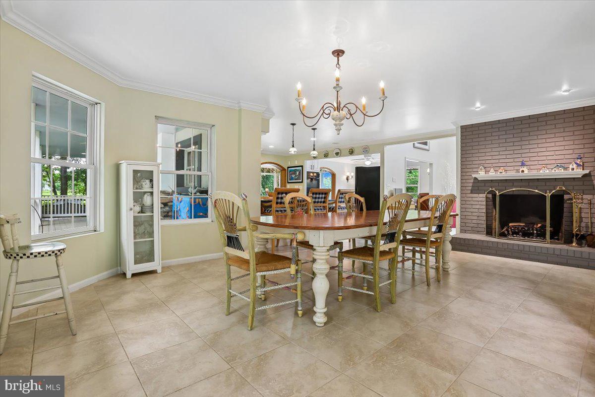 8603 Brickyard Road Potomac, MD 20854 - Photo 24 of 135 Dining Room