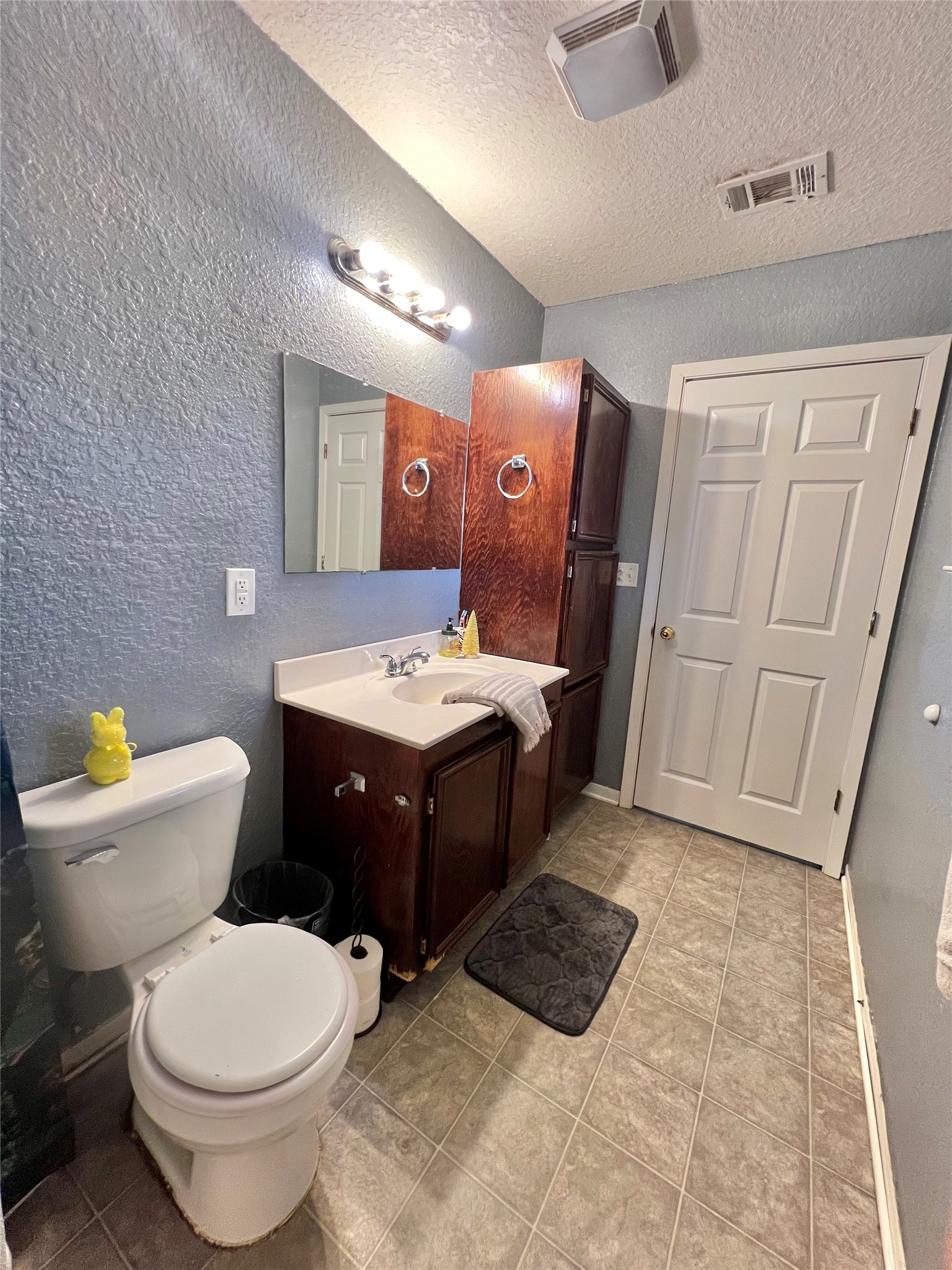 708 East 6th Street Sweeny, TX 77480 - Photo 13 of 18