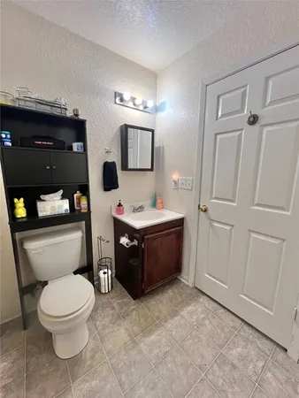 $185,000 | 708 East 6th Street, Sweeny, TX 77480