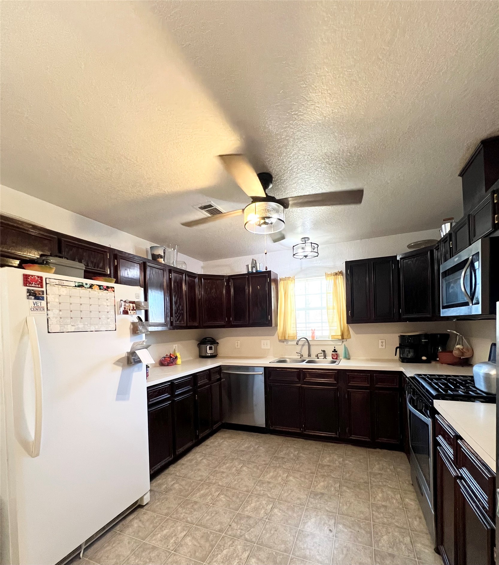 708 East 6th Street Sweeny, TX 77480 - Photo 5 of 18