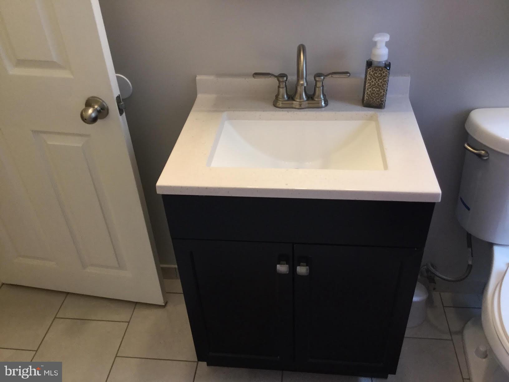 8560 Willow Oak Road Baltimore, MD 21234 - Photo 16 of 31 Ceramic Floors