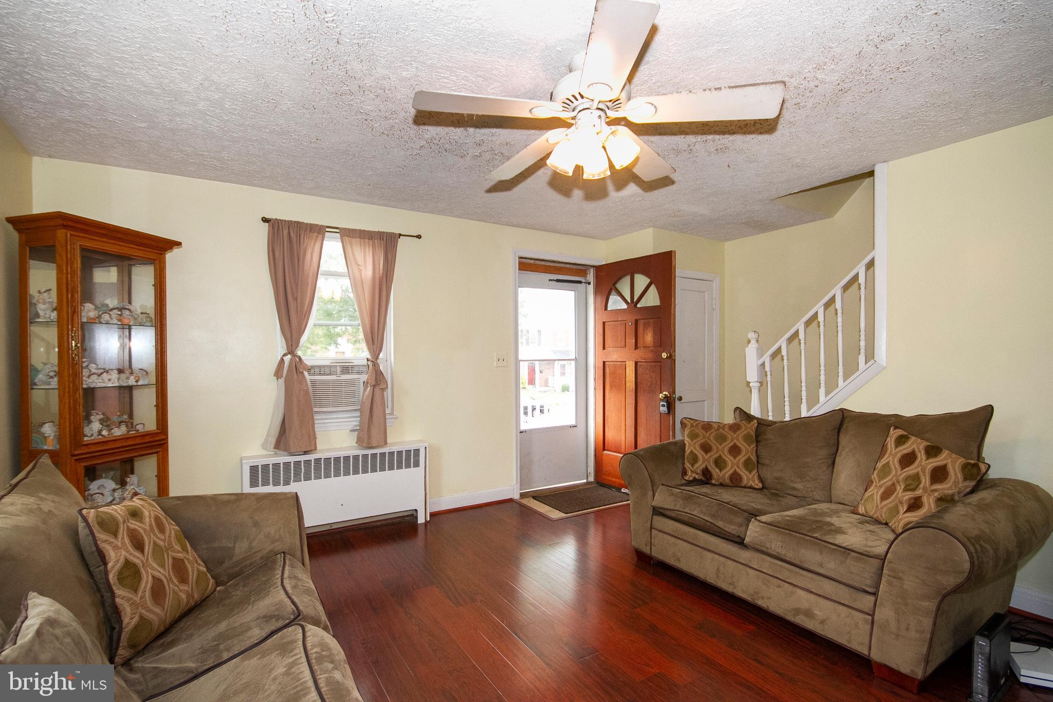 8560 Willow Oak Road Baltimore, MD 21234 - Photo 9 of 31 Hardwood Looking Floors