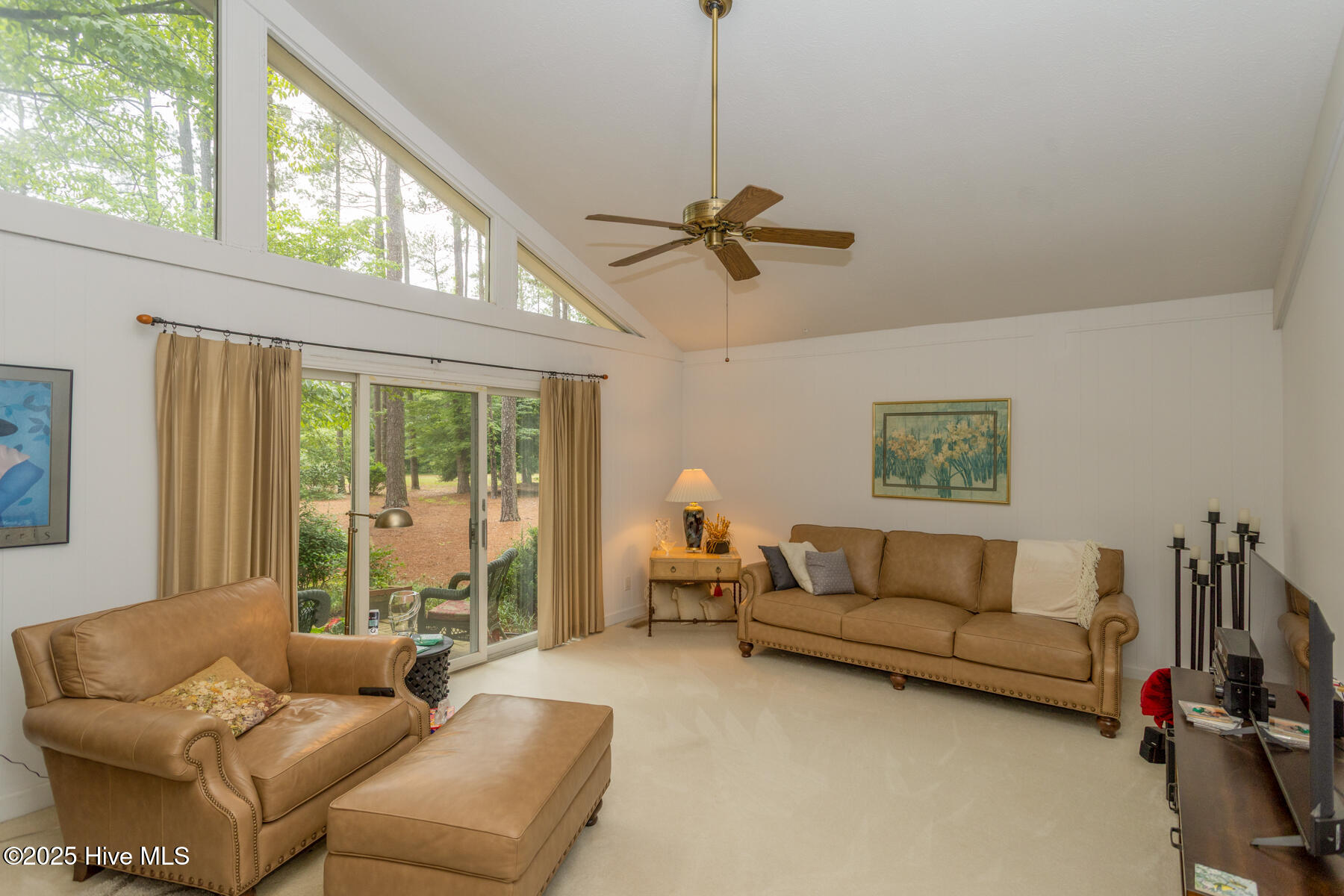 3 Deer Track Road Jackson Springs, NC 27281 - Photo 7 of 36 family room1