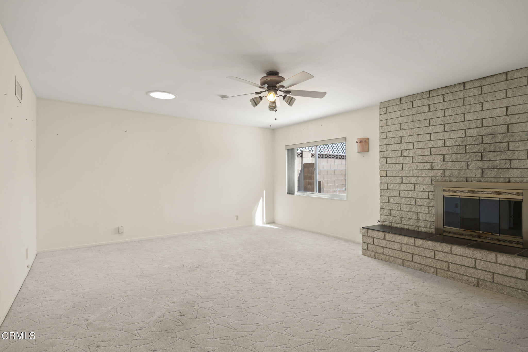 2272 Heather Street Simi Valley, CA 93065 - Photo 11 of 39 11-web-or-mls-Upmarketmedia_2272Hea-51