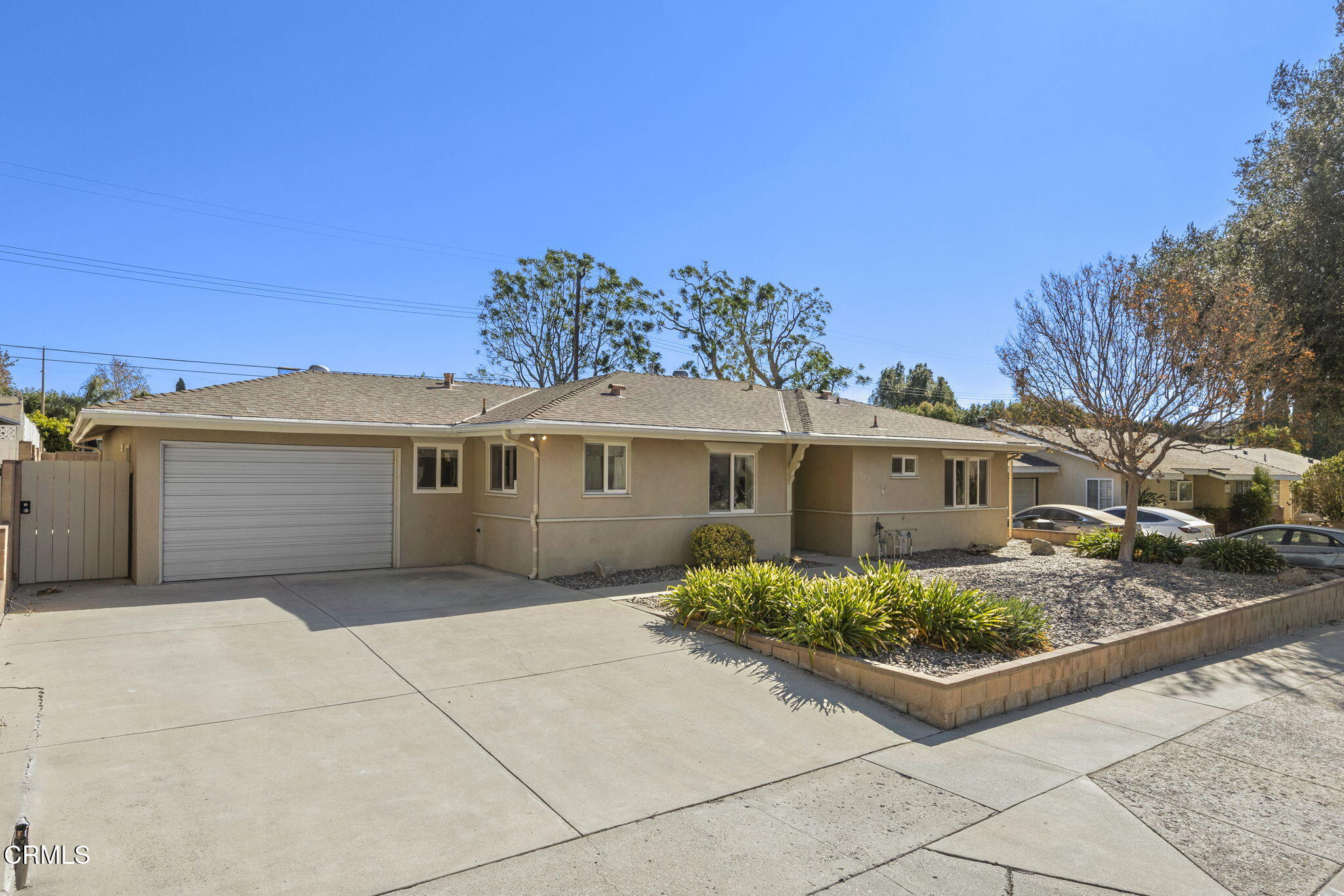 2272 Heather Street Simi Valley, CA 93065 - Photo 2 of 39 2-web-or-mls-Upmarketmedia_2272Hea-3b