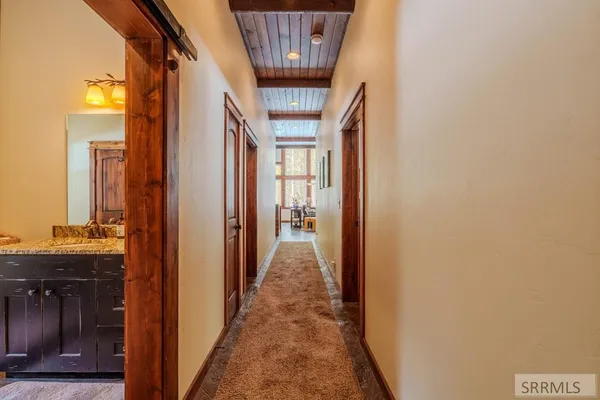 $830,000 | 4062 Southgate, Island Park, ID 83429