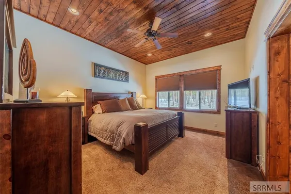 $830,000 | 4062 Southgate, Island Park, ID 83429