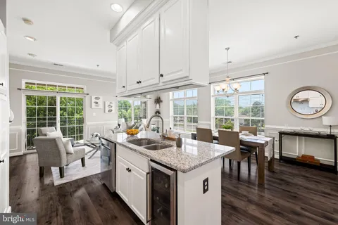 $400,000 | 810 Belmont Bay Drive, Unit 201, Woodbridge, VA 22191