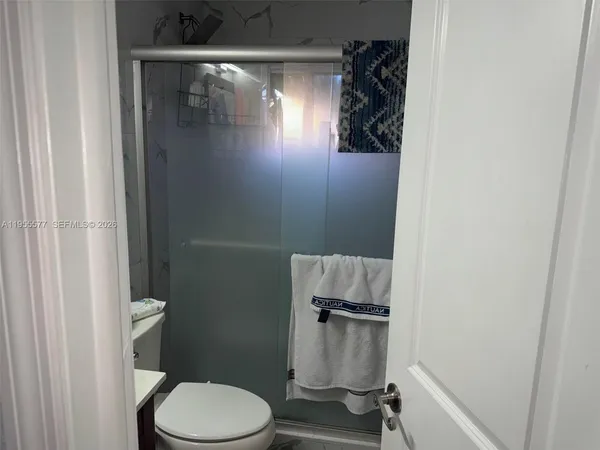 $2,700 | 3375 West 76th Street, Unit 223, Hialeah, FL 33018