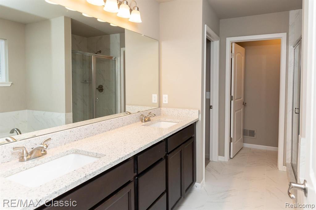 5127 Bradmore Road Warren, MI 48092 - Photo 14 of 28 Gallery Image 14