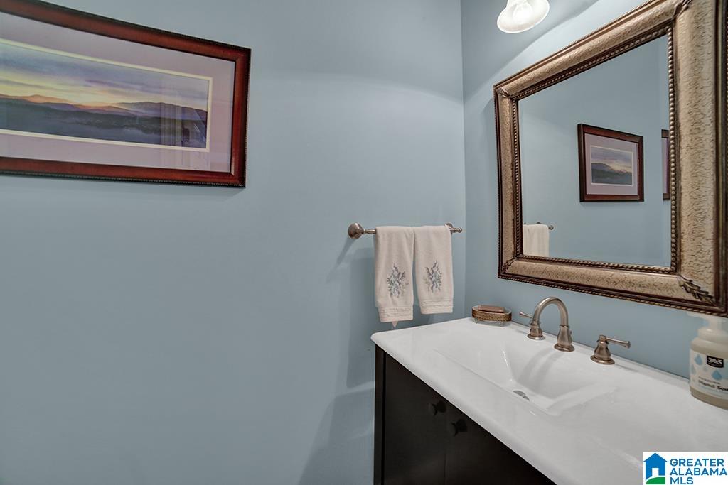 4247 Hillsedge Road Birmingham, AL 35210 - Photo 23 of 49