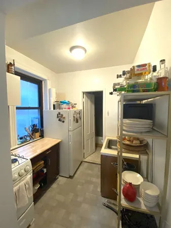 $4,100 | 231 East 10th Street, Unit 13 | East Village