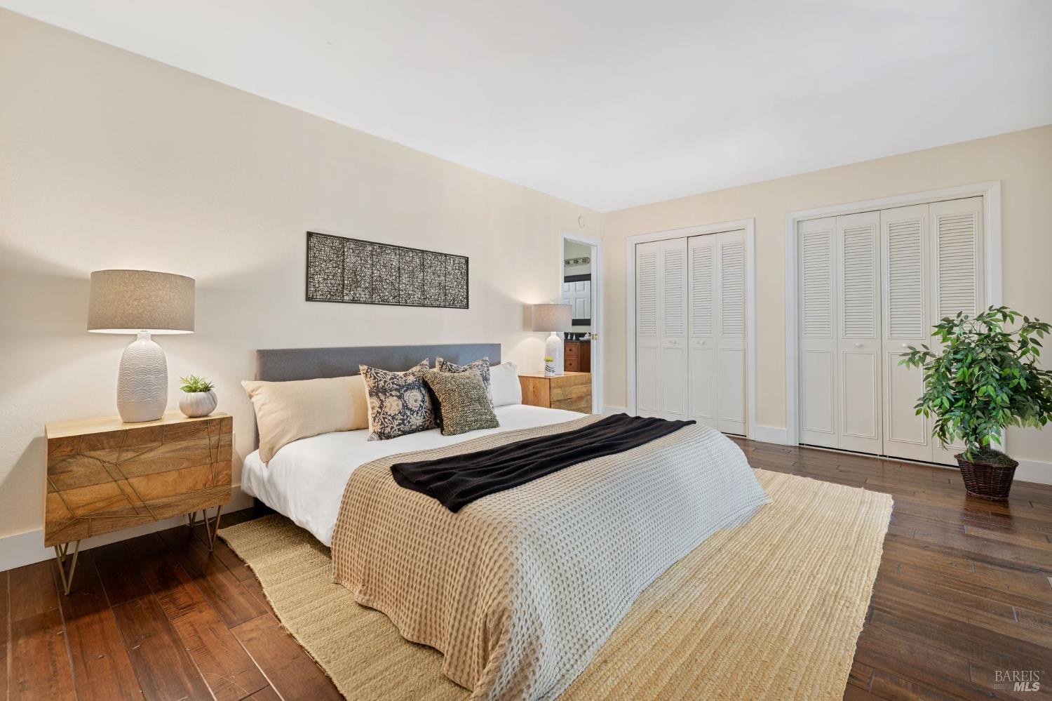 77 McNear Drive San Rafael, CA 94901 - Photo 12 of 24