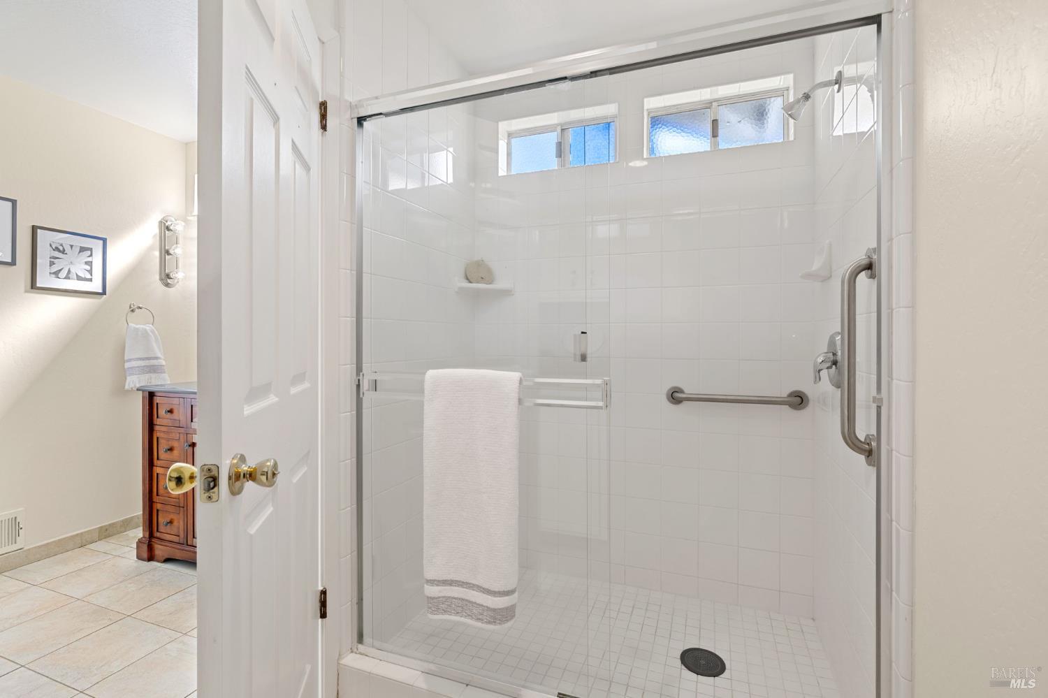 77 McNear Drive San Rafael, CA 94901 - Photo 17 of 24