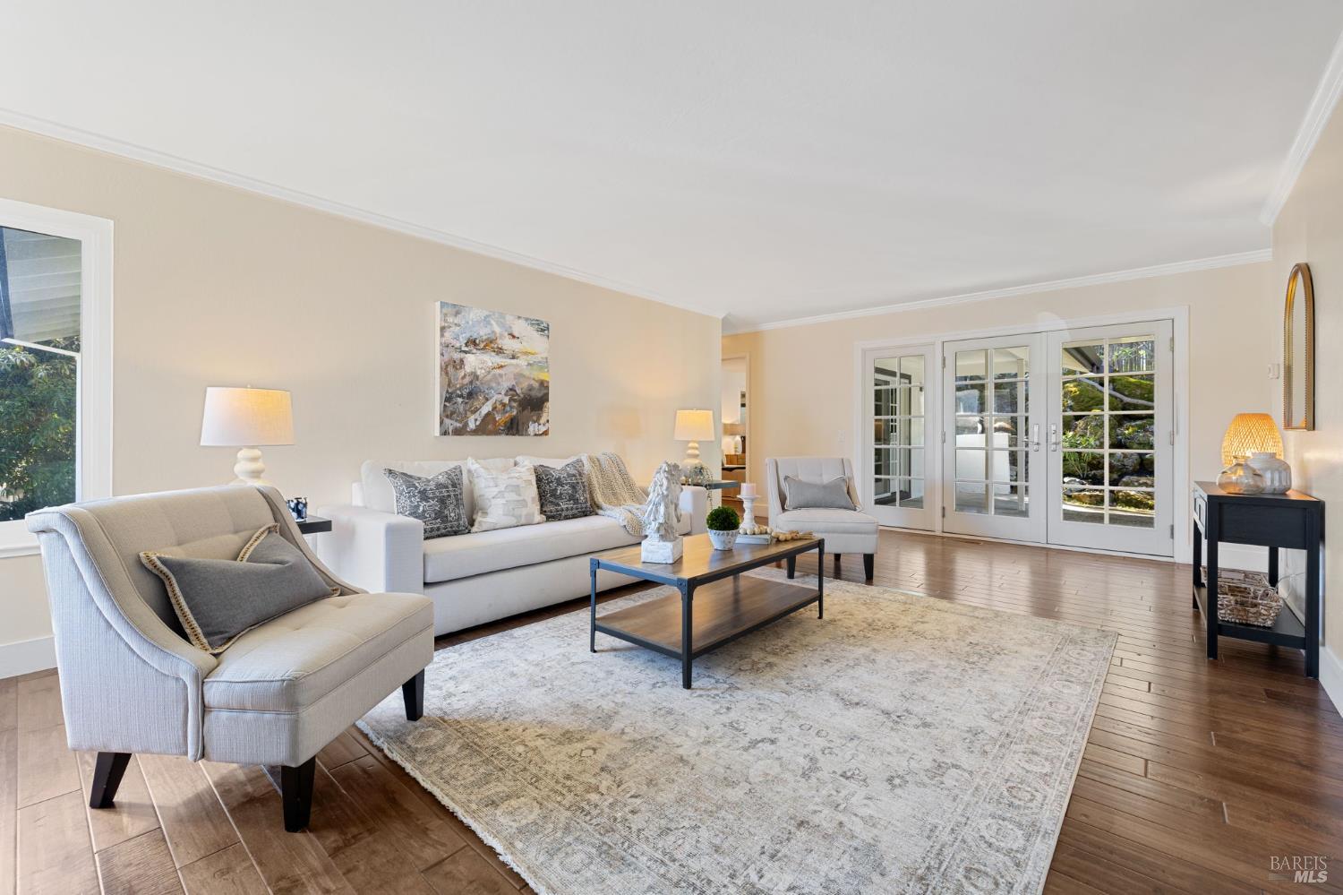 77 McNear Drive San Rafael, CA 94901 - Photo 3 of 24