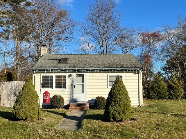 $374,900 | 32 Doreen Way, Carver, MA 02330