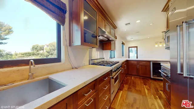 $8,800 | 3311 Deronda Drive, Los Angeles, CA 90068