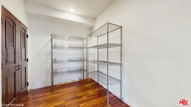 $8,800 | 3311 Deronda Drive, Los Angeles, CA 90068