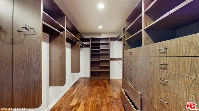 $8,800 | 3311 Deronda Drive, Los Angeles, CA 90068