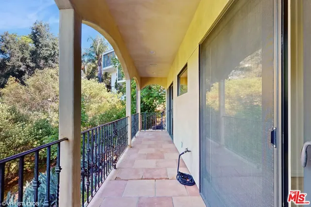 $8,800 | 3311 Deronda Drive, Los Angeles, CA 90068