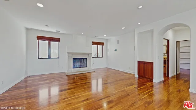 $8,800 | 3311 Deronda Drive, Los Angeles, CA 90068