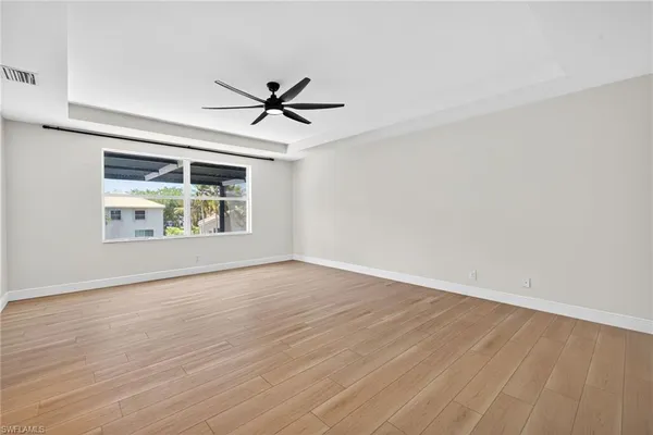 $669,000 | 9734 Silvercreek Court, Estero, FL 33928