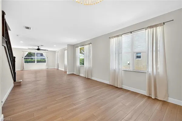 $669,000 | 9734 Silvercreek Court, Estero, FL 33928