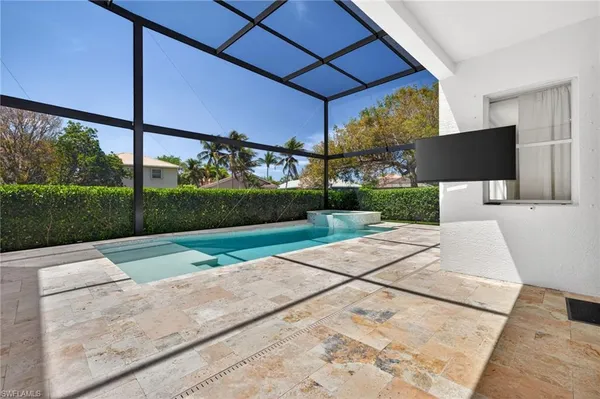 $669,000 | 9734 Silvercreek Court, Estero, FL 33928