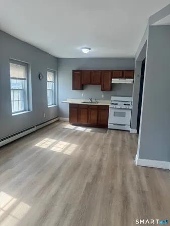 $1,700 | Undisclosed Address, Waterbury, CT 06704
