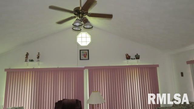 1607 Springfield Road East Peoria, IL 61611 - Photo 17 of 20 Gallery Image 17