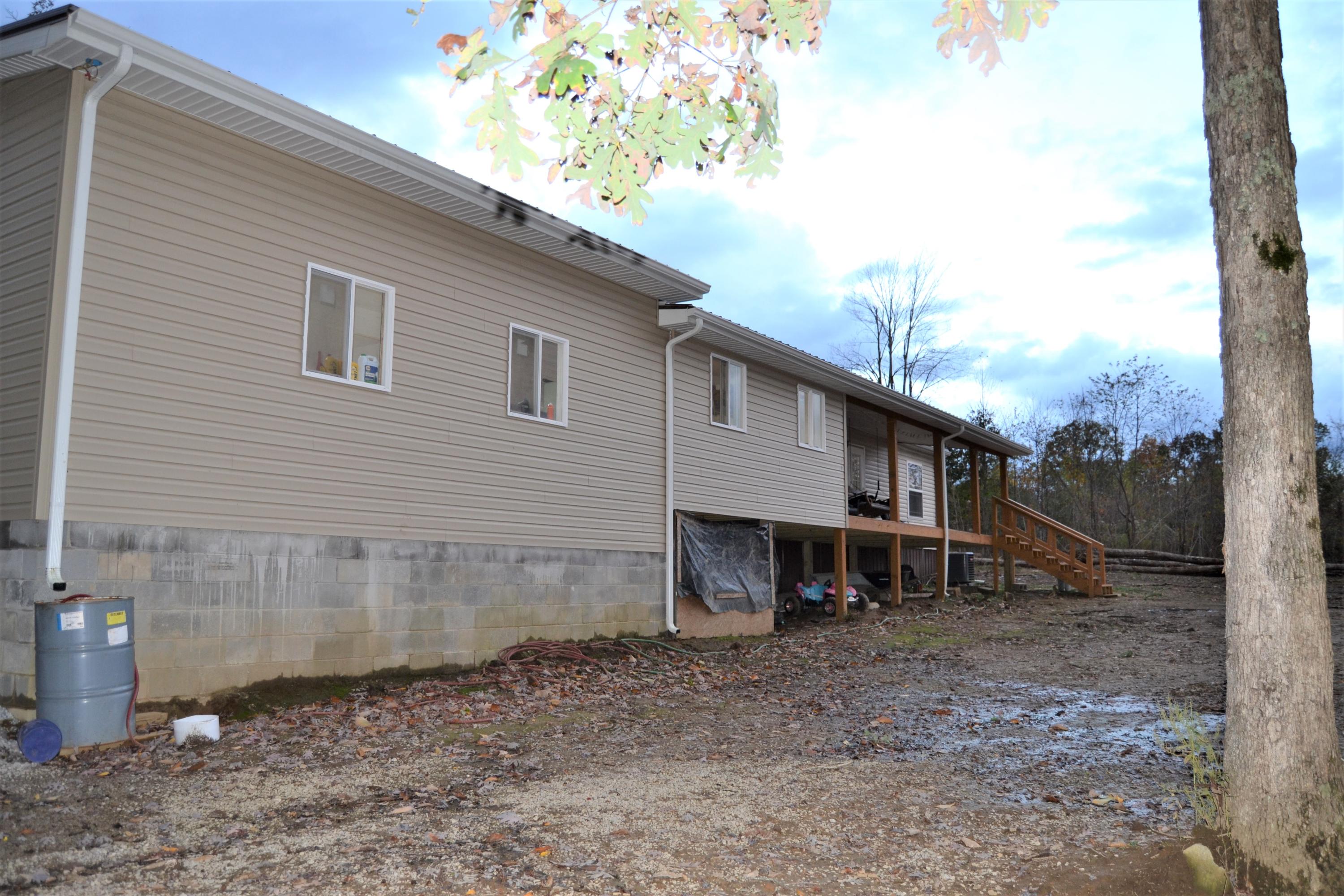 1419 Turkey Blind Road Crossville, TN 38572 - Photo 28 of 32 DSC_001Back of house5