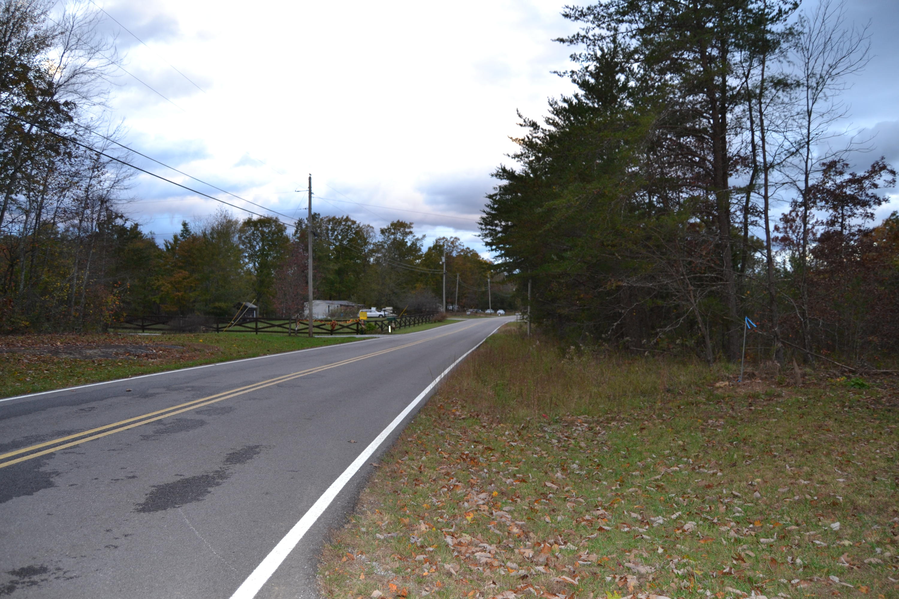 1419 Turkey Blind Road Crossville, TN 38572 - Photo 6 of 32 Street view