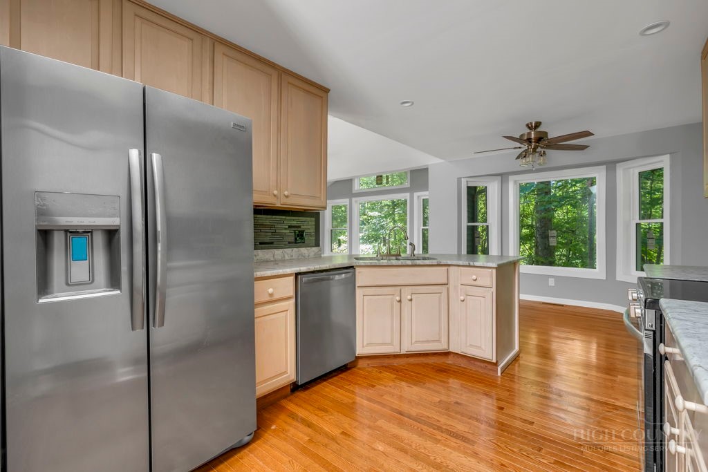 482 Guy Ford Road Sugar Grove, NC 28679 - Photo 14 of 33