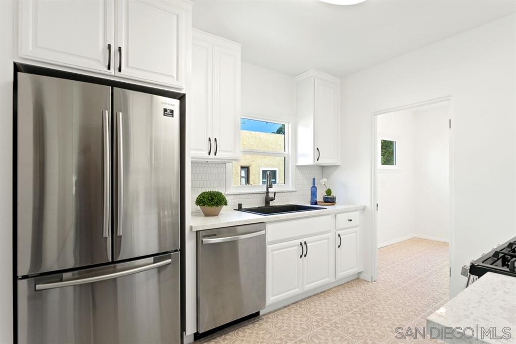 4569 El Cerrito Drive San Diego, CA 92115 - Photo 12 of 25