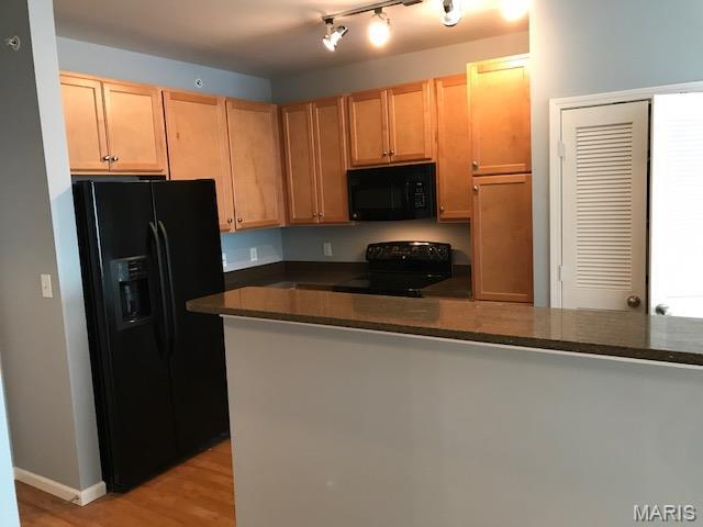 1251 Strassner Drive, Unit 2303 Brentwood, MO 63144 - Photo 13 of 20