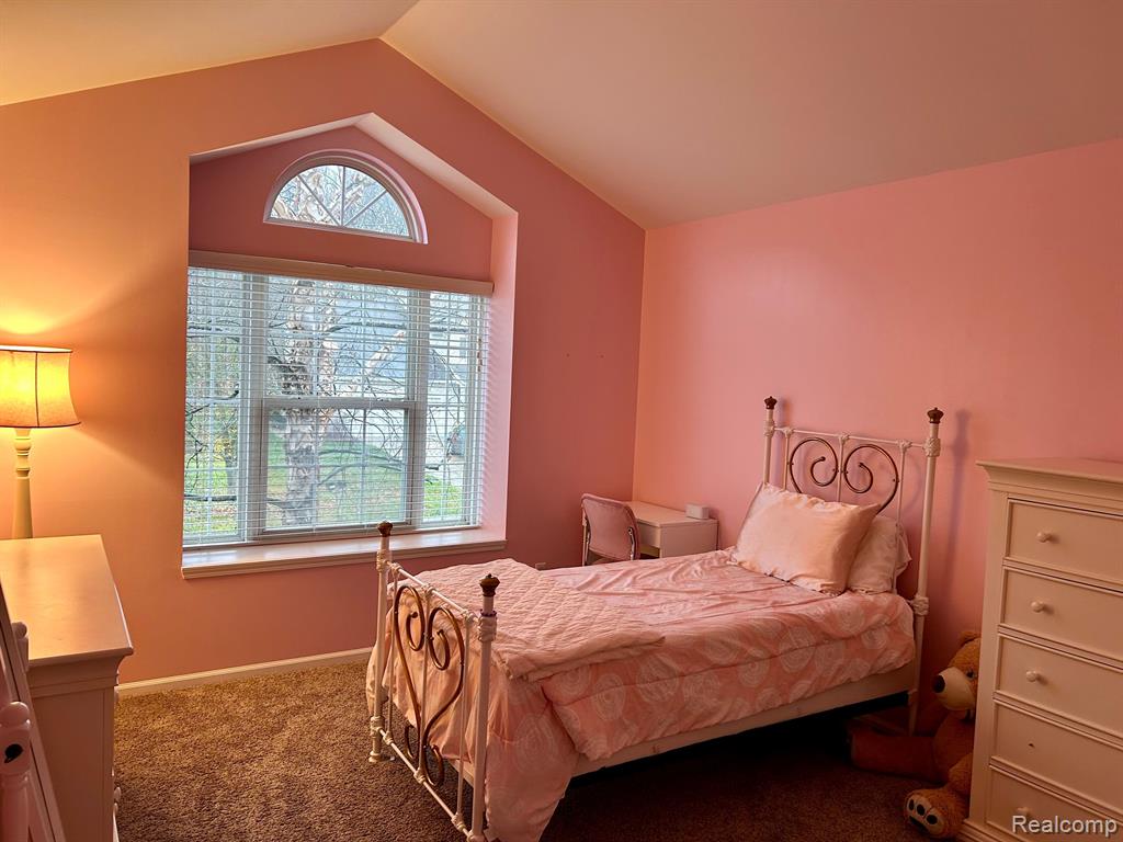 6018 Ravine Court Clarkston, MI 48348 - Photo 24 of 43 Gallery Image 24