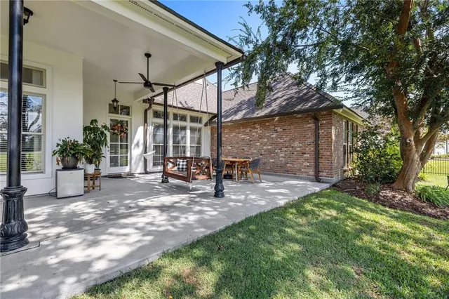 $635,000 | 24071 Snowy Egret Cove, Springfield, LA 70462