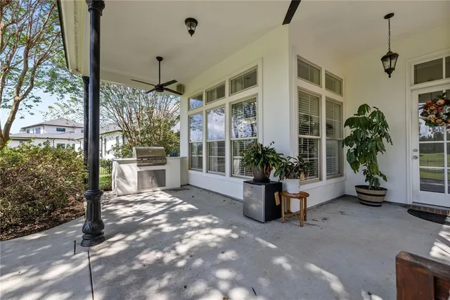 $635,000 | 24071 Snowy Egret Cove, Springfield, LA 70462