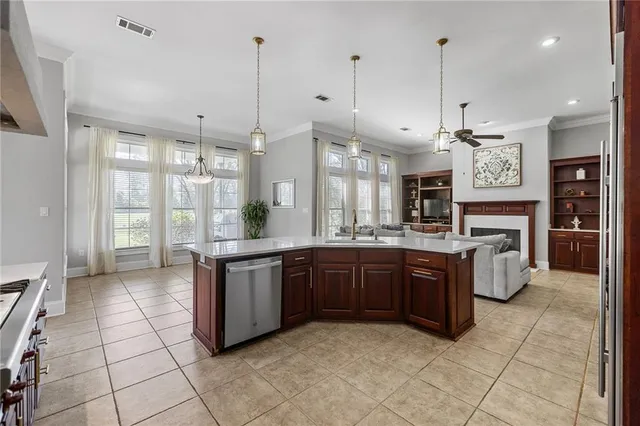 $635,000 | 24071 Snowy Egret Cove, Springfield, LA 70462