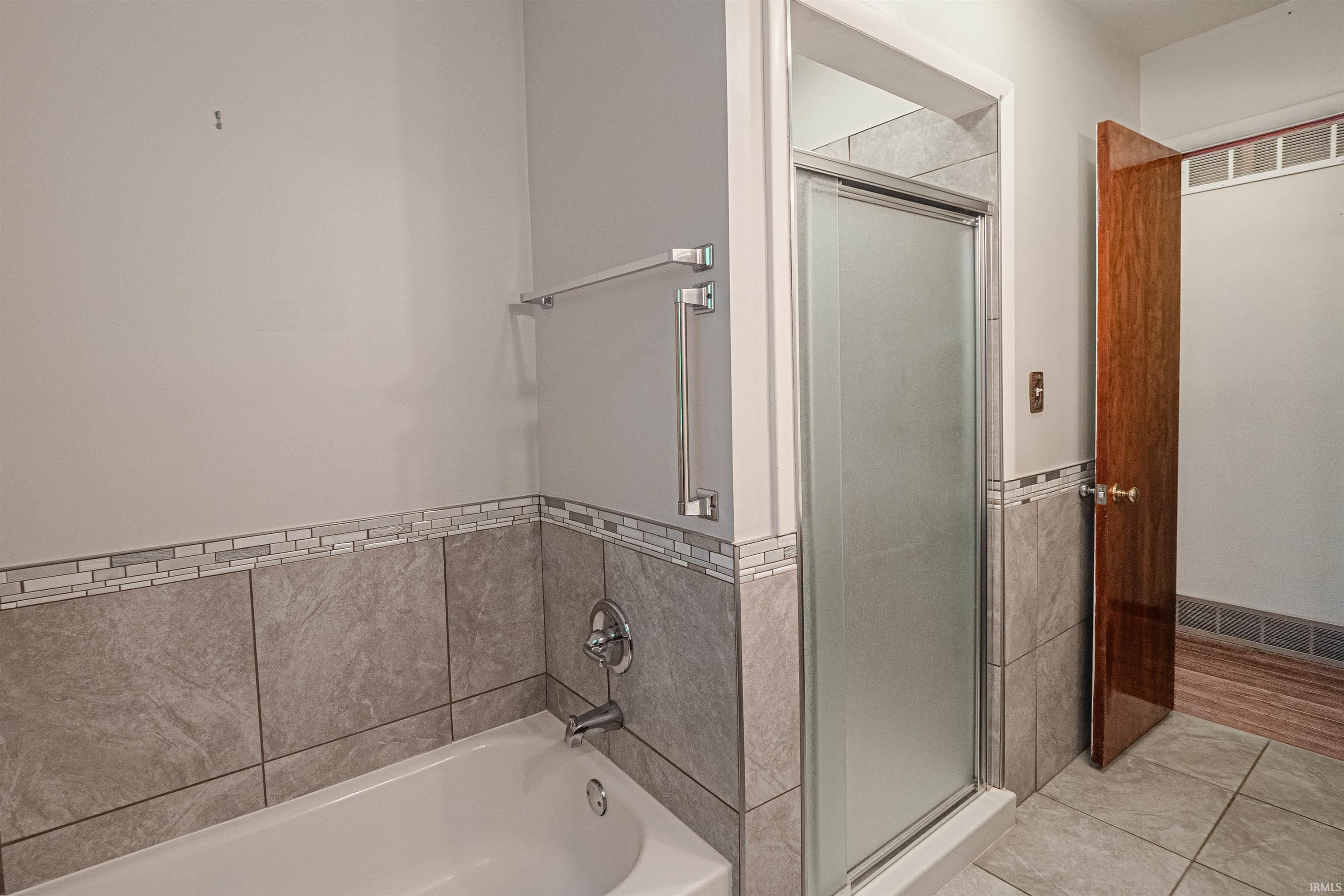 6504 Raintree Drive Evansville, IN 47712 - Photo 11 of 20