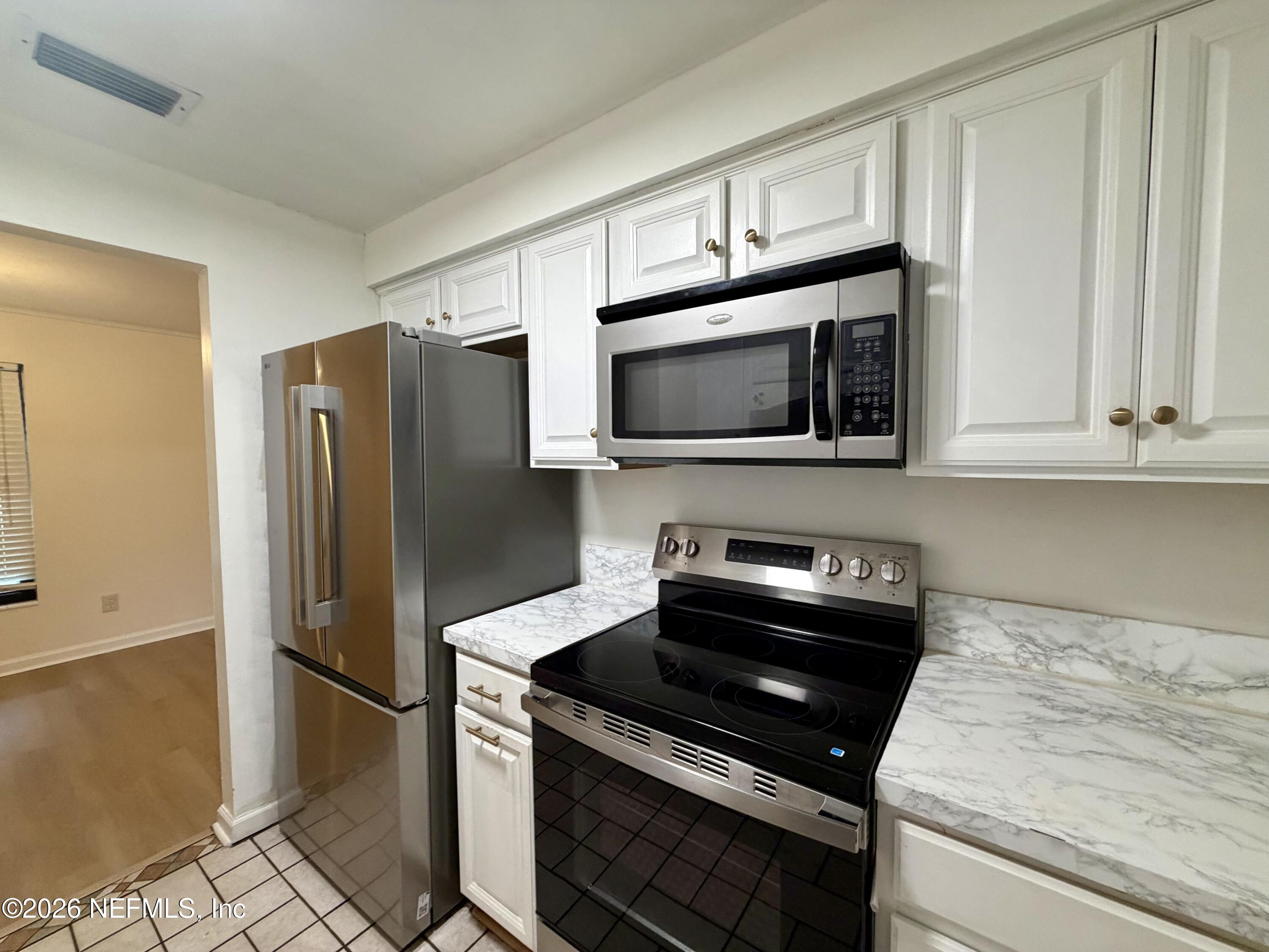 10439 Agave Road Jacksonville, FL 32246 - Photo 6 of 20 IMG_1951