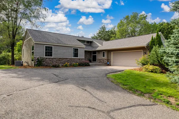 $574,900 | 416 North Glover Road, Hudson, WI 54016