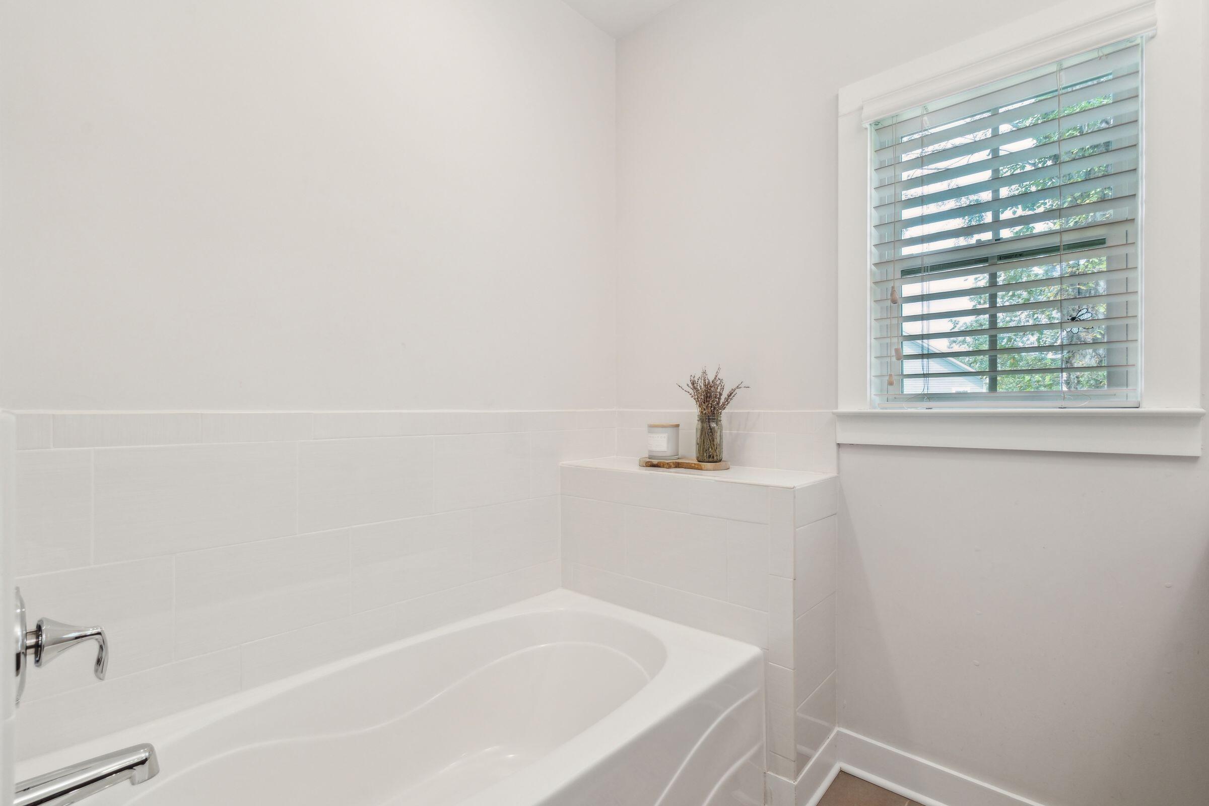 1532 Joe Rouse Road Mount Pleasant, SC 29466 - Photo 27 of 44 2nd Floor Master Bath