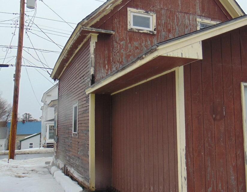 35 Riverside Street Milo, ME 04463 - Photo 4 of 17 20240329202245359822000000-o
