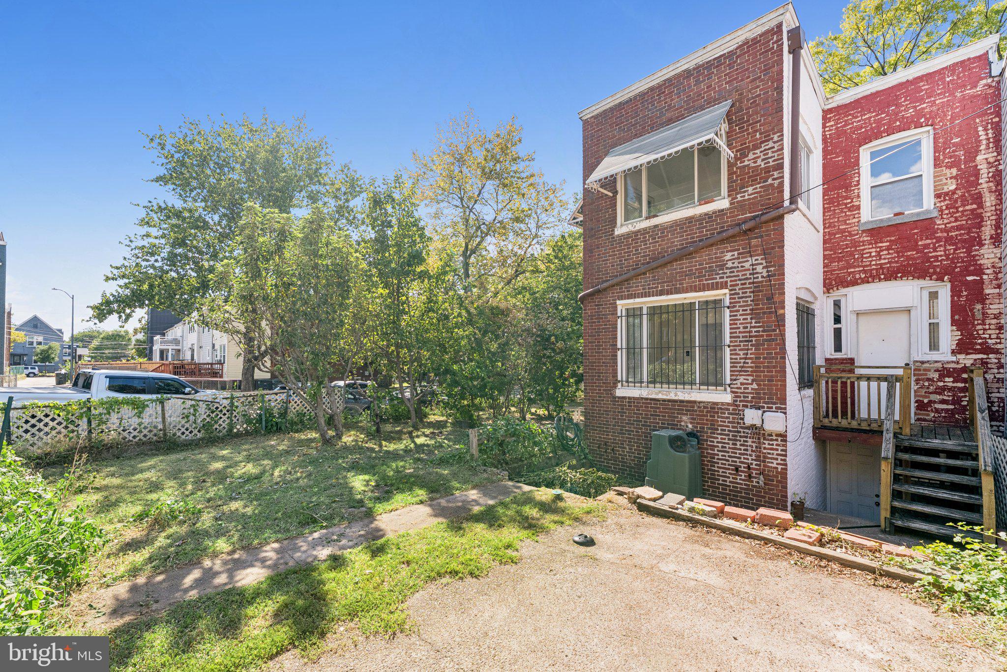 1100 Queen Street Northeast Washington, DC 20002 - Photo 2 of 23