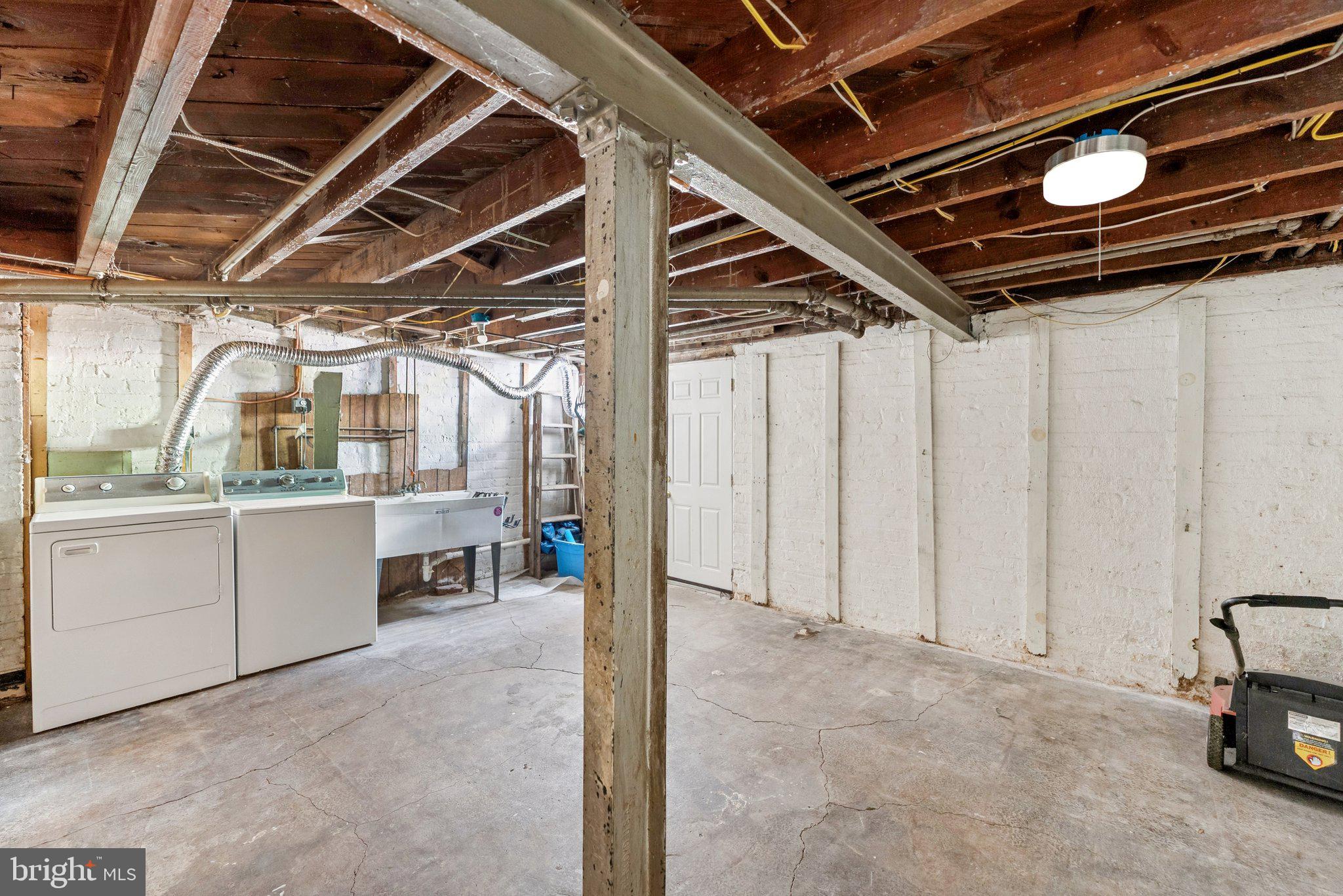 1100 Queen Street Northeast Washington, DC 20002 - Photo 22 of 23