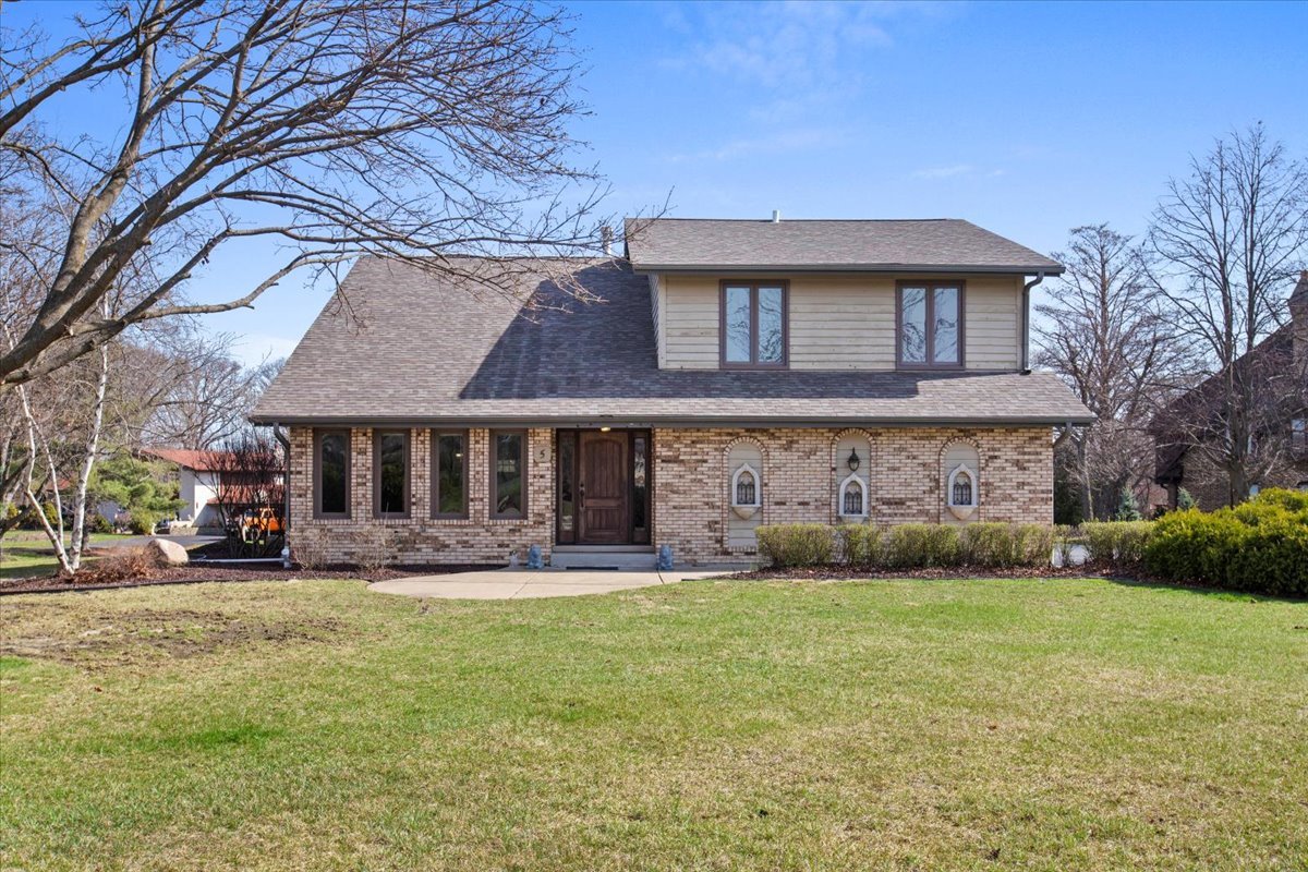 5 Paso Fino Lemont, IL 60439 - Photo 1 of 21