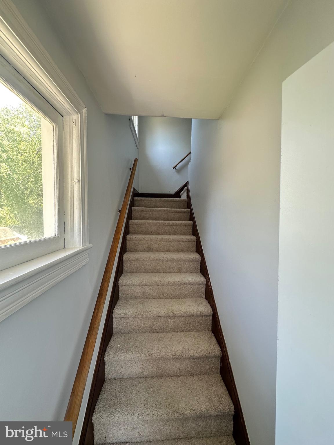 202 Washington Avenue Laurel Springs, NJ 08021 - Photo 9 of 34 Entry to upstairs unit