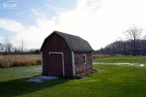 9073 Wilson Road Montrose, MI 48457 - Photo 53 of 66 20425861-52.JPG